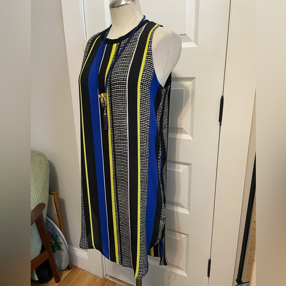 Graphic stripe long sleeveless tunic - Picture 3 of 8